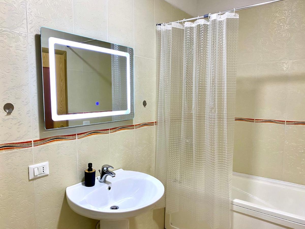 Cozy Seaview Apartment Vollga Central Durrës Extérieur photo